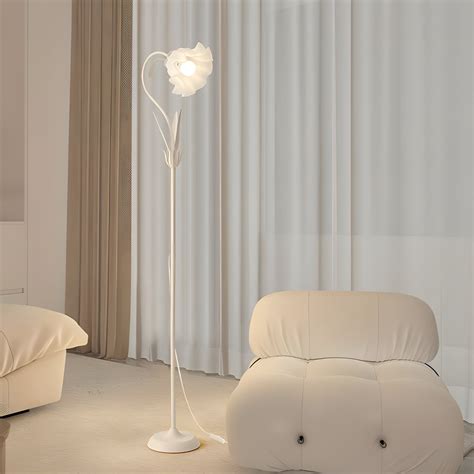 Flower Floor Lamp | Floral Floor Lamp | Ping Lighting