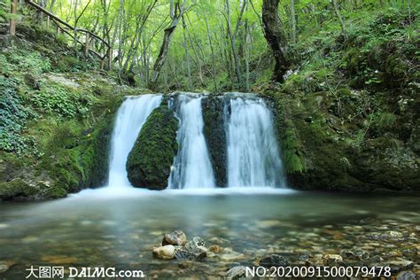 自然 森林 小溪 流水 瀑布4K壁纸3840x2160_4K风景图片高清壁纸_墨鱼部落格