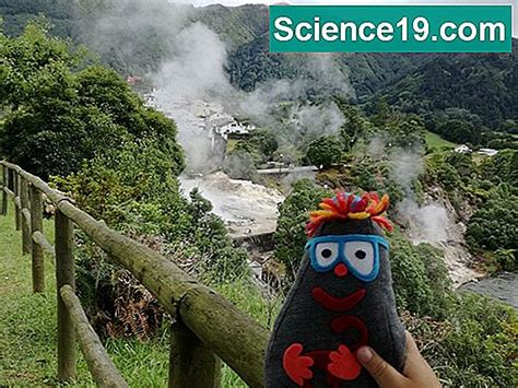 Volcano Science Fair Project 的图像结果