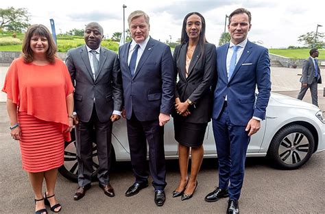 Volkswagen and Siemens launch joint electric mobility project in Rwanda ...