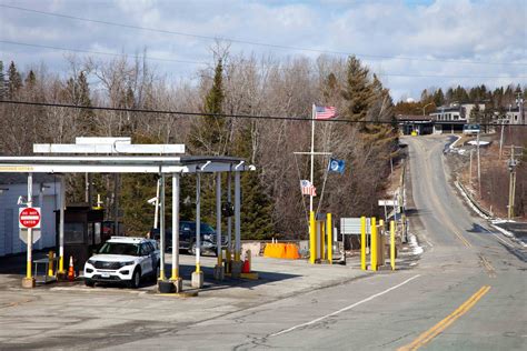 Feds to cut hours at 4 Vermont border crossings - VTDigger