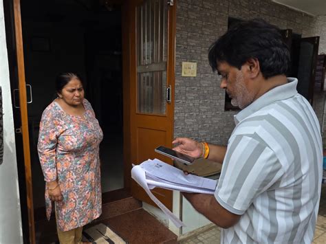 8016 voter count forms distributed in Anand on the first day