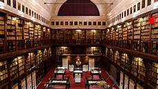 libreria ambrosiana biblioteca e pinacoteca ambrosiana italy 2019 libreria ambrosiana biblioteca e pinacoteca ambrosiana italy 2019