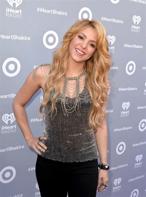 Shakira Music Album Release Party #Shakira | Shakira, Shakira photos ...