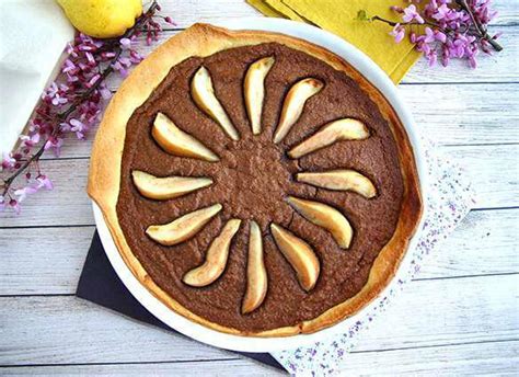 Pear and chocolate tart