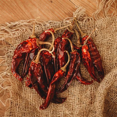 Guajillo Chile Pepper Seeds – Thresh Seed Co.