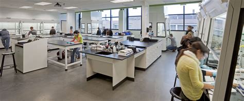 Science Building 的图像结果