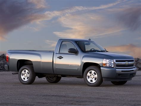 2007 Chevrolet Silverado Regular Cab Specs, Performance & Photos - autoevolution