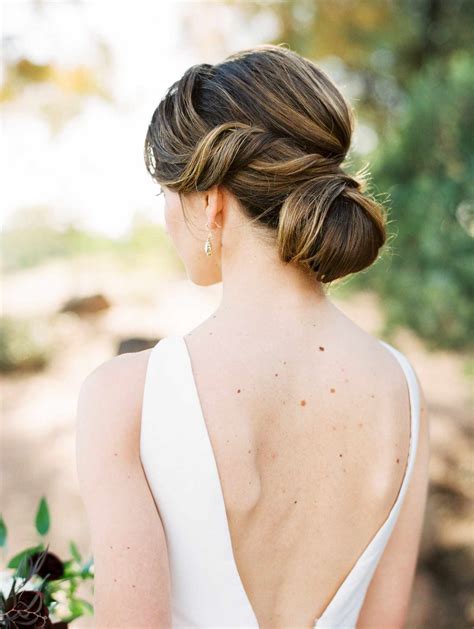 26 Low Bun Wedding Hair Ideas