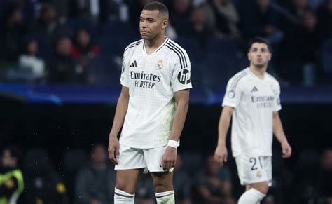 Saksikan Live Streaming Osasuna vs Real Madrid!