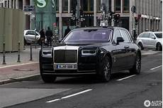 rolls royce phantom berline new rolls royce phantom spotted in traffic looking larger rolls royce phantom berline new rolls royce phantom spotted in traffic looking larger