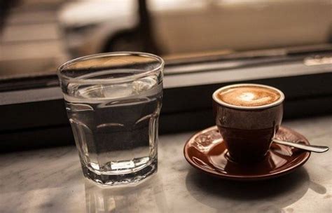 Кофе с минеральной водой: 2 способа приготовления ☕