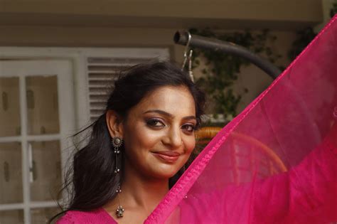 ####Kumbh Mela viral girl Monalisa's new song "Dil Janiya" has been ...