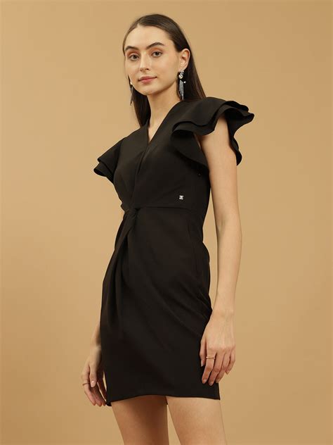 Beatnik Bodycon Vibe in V-Neck Flair Women's Short Sleeve Black Dresse