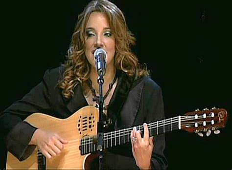 Frases de Ana Carolina (cantora) (9 citações) | Citações e frases famosas