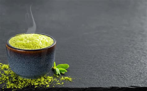 Matcha Tea Benefits, Recipes & Easy How-To Guide