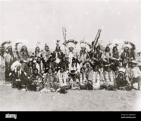 Sioux indians -Fotos und -Bildmaterial in hoher Auflösung - Alamy