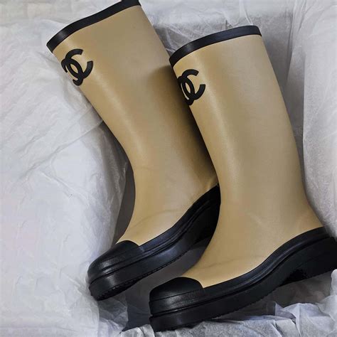 CHANEL Rubber Rain Boots – ShinMarket