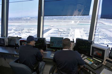 FAA gets more than 57,000 applicants for air traffic control jobs - ABC News