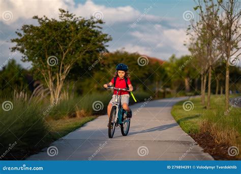 Kids Cycling 的图像结果