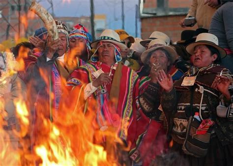 Indígenas Bolivianos: Culture, History, and Traditions