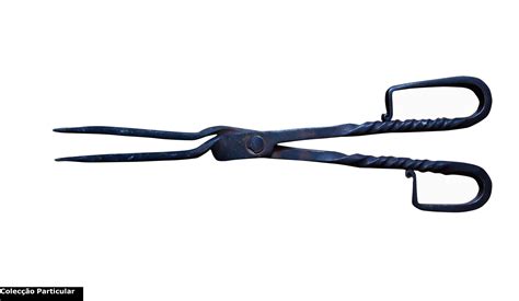 Tenaz | Museu Virtual da Lusofonia