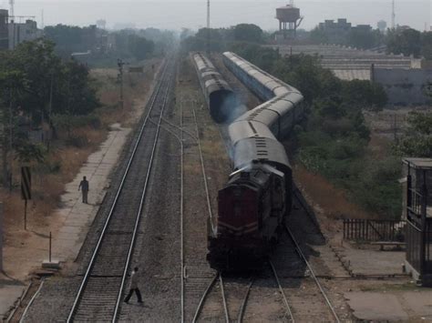India's Palace on Wheels in Delhi | TimesTravel