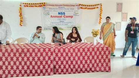 Shah N. H. Commerce College Valsad