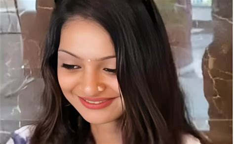 Monalisa Video: मोनालिसा का गजब ट्रांसफॉर्मेशन, हेयरस्टाइल से मेकअप तक ...