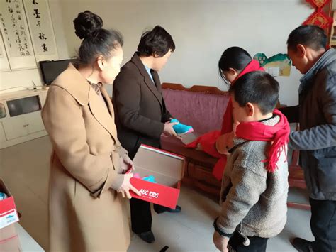 南阳市妇联回访“代理妈妈”活动帮扶儿童_齐宗俭_孩子_河工