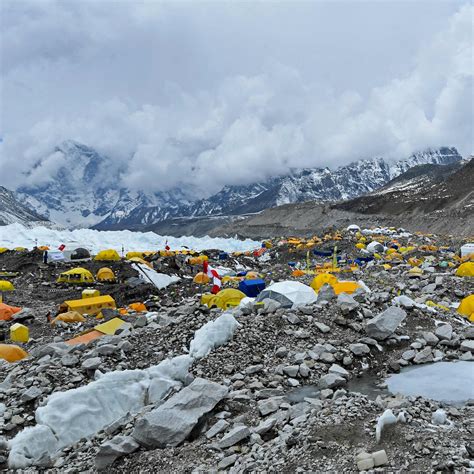 Mt everest bodies