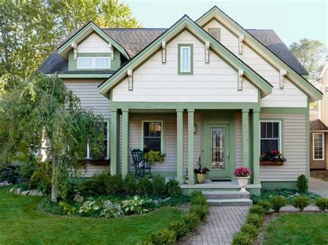 80 Front Yard Landscaping Ideas Bursting With Curb Appeal | HGTV
