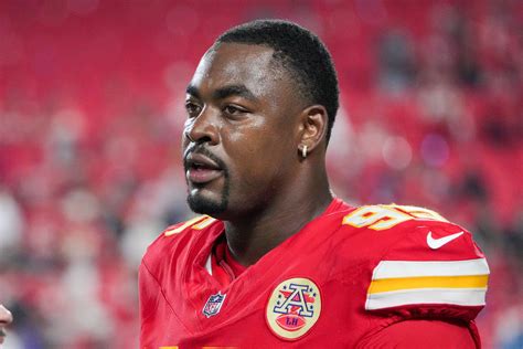 Chris Jones, Chiefs Players Hyped Over DeAndre Hopkins Trade As Kansas ...