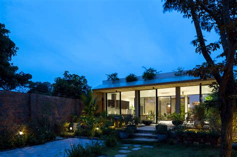 Gallery of Dế House / 365 Design - 32