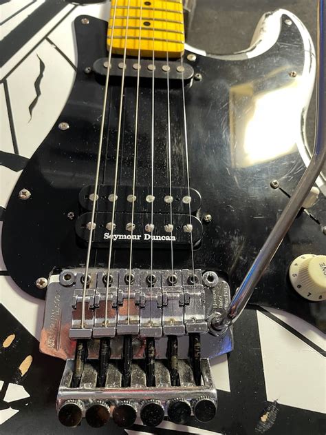 ダンカンJB搭載！中古アルダーボディと新品のメイプルネックで組んだ白黒franken レリック！ LEG MUSIC PRO.mod. LEG ...