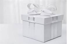Wedding Gift Etiquette by New Wedding Gift Etiquette What You Need To Before Wedding Gift Etiquette