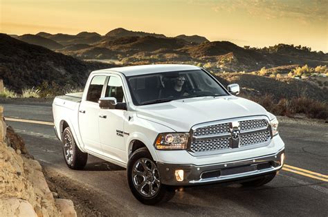2014 Dodge Ram 1500 EcoDiesel Records Best Fuel Economy Rating