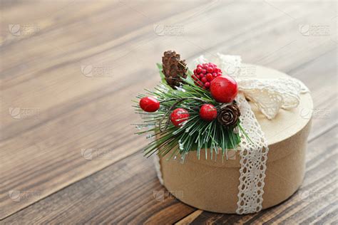 包礼物怎么包圆盒最新素材