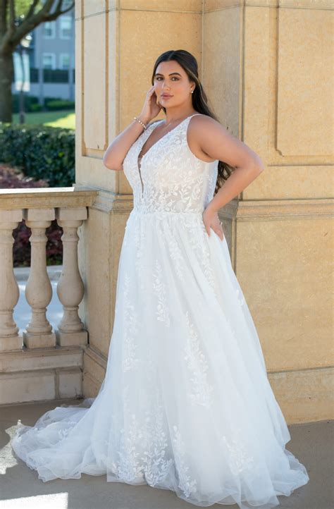 Plus Size Wedding Dresses - Patsy's Bridal Boutique