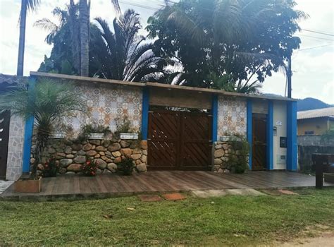 Beach house with hydromassage. Near the Maranduba - Houses for Rent in ...