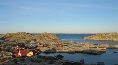VADEROARNAS VARDSHUS (Fjallbacka) - Guesthouse Reviews, Photos, Rate ...