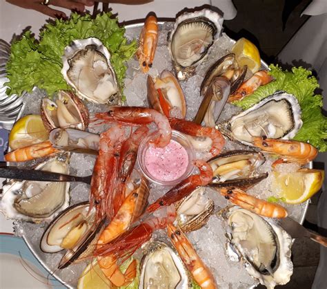 ZIO PESCE NAVIGLI, Milan - Ticinese - Menu, Prices & Restaurant Reviews ...