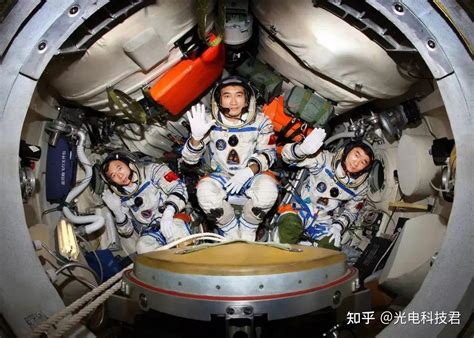 世界航天日丨30个难忘瞬间致敬中国航天人！ - 筑梦航天 - 2019中国航天日：逐梦航天 合作共赢 - 华声在线专题