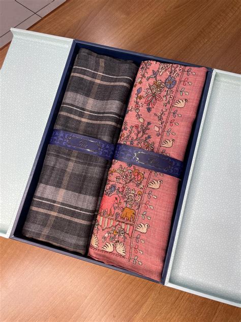 His and Her Gift Set of 100% Pure Wool Check Stole and 100% Pure Wool