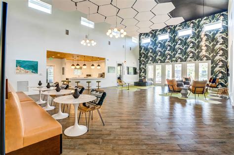 UF Student Apartment Amenities | Cabana Beach Gainesville