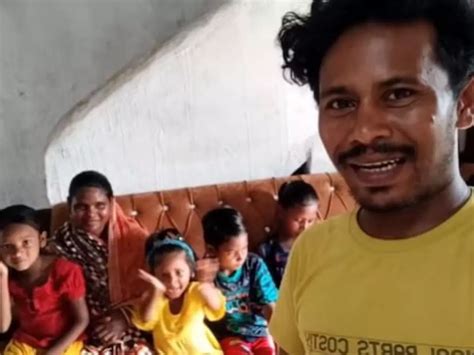 Odisha Labourer Who Started A YouTube Channel In Lockdown Earns In Lakhs