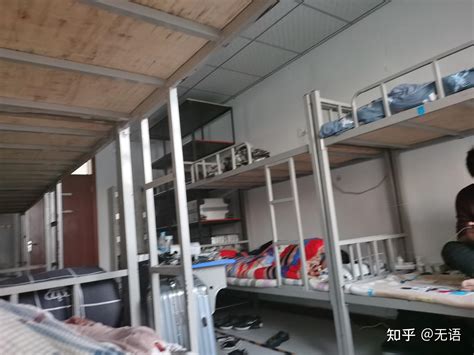 许昌陶瓷职业学院宿舍条件怎么样，有空调吗？含宿舍真实内景图片