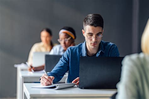 Nursing Programs, Scholarships, And Careers - NurseJournal.org