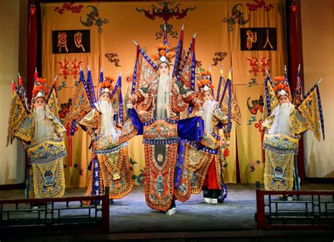 《戏腔戏调》首季观看人次超6000万，京剧名家于魁智、李胜素直播献唱_腾讯新闻
