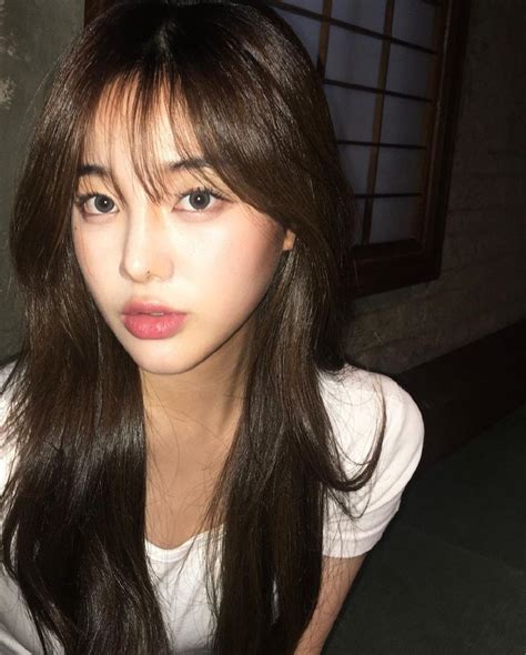 all_zero._.k on Instagram | Korean long hair, Hair inspiration long ...